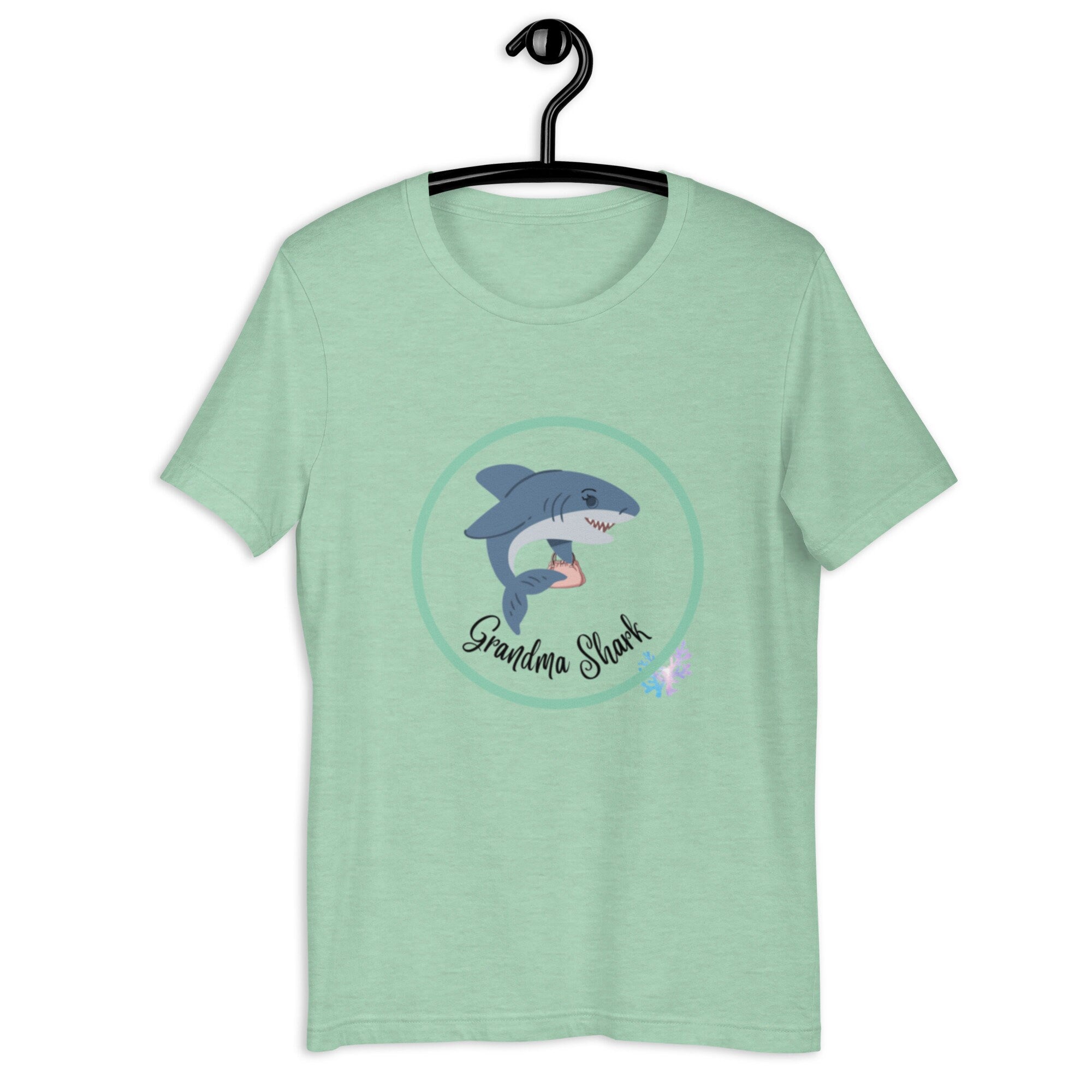 Grandma Shark t-shirt cute shark purse , grandma gift t-shirt, Nana gift shirt, Grandma Christmas gift,  small grandma tee, plus size tee