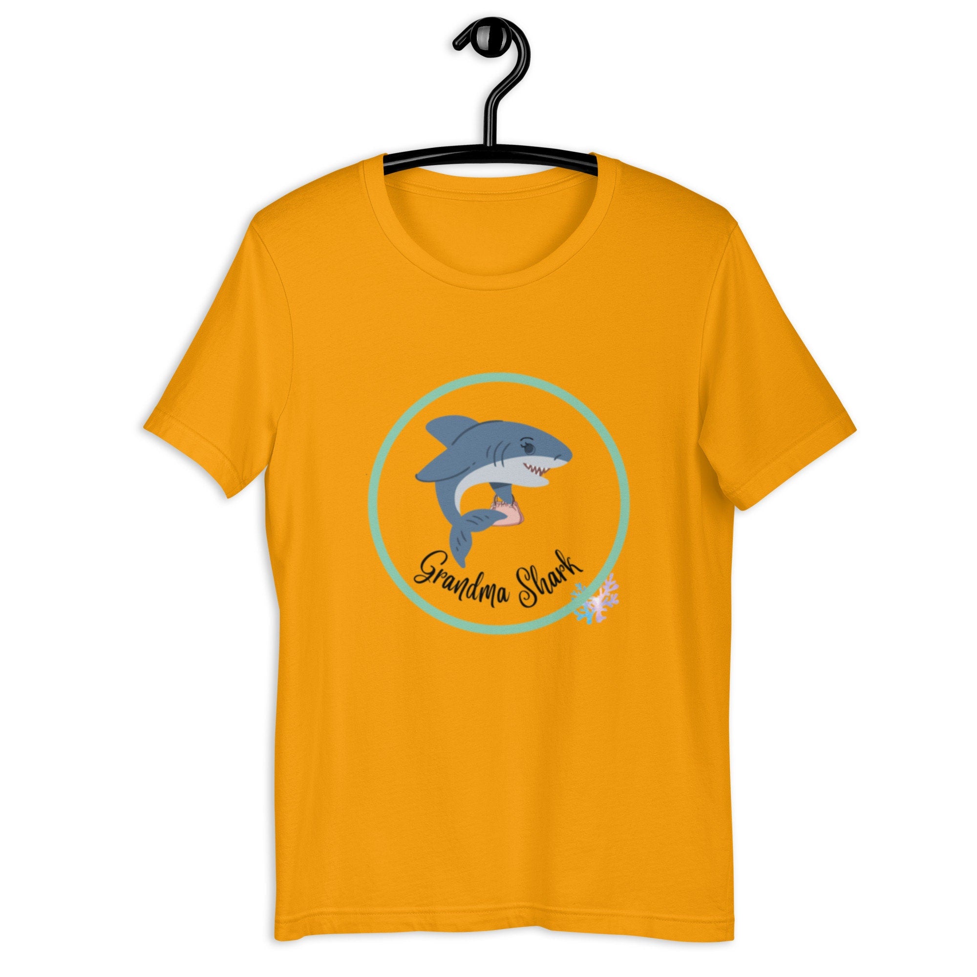 Grandma Shark t-shirt cute shark purse , grandma gift t-shirt, Nana gift shirt, Grandma Christmas gift,  small grandma tee, plus size tee