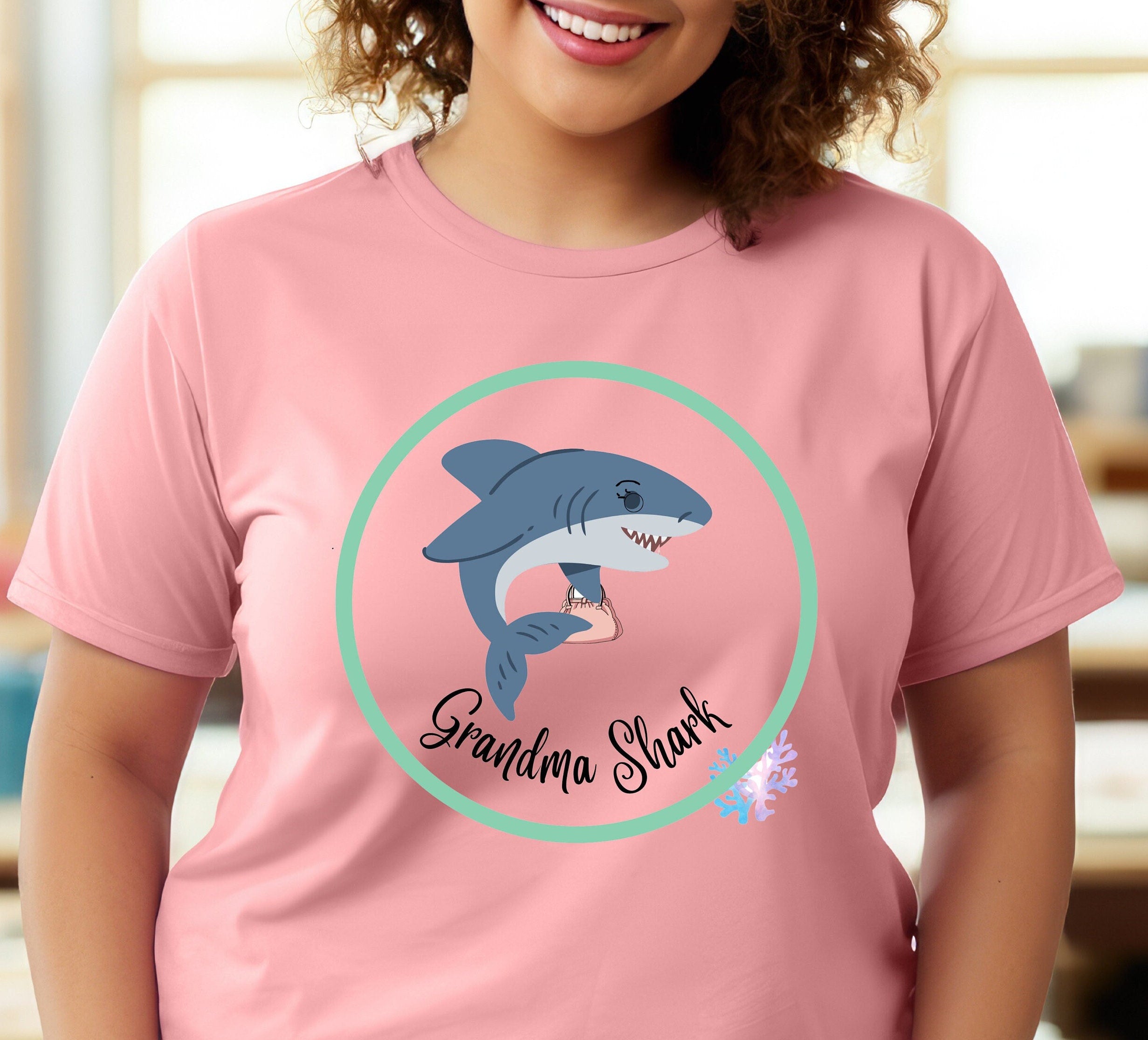 Grandma Shark t-shirt cute shark purse , grandma gift t-shirt, Nana gift shirt, Grandma Christmas gift,  small grandma tee, plus size tee