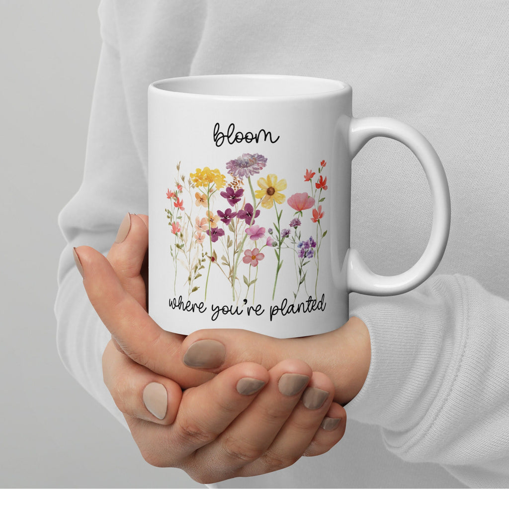 Wildflowers Mug, white glossy ceramic mug, gift for friend, gift for mom, gift for her coffee, mug gift, flower lover gift, flower gift