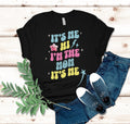 Retro Mom T-Shirt: Bella Canvas Tee - 'It's Me, I'm The Mom'