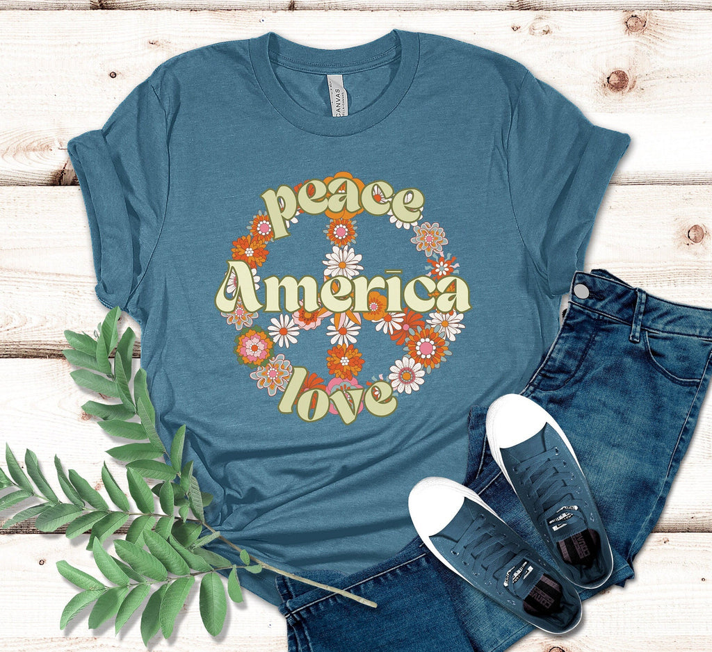 Retro Peace Sign America T-Shirt: Groovy American Tee