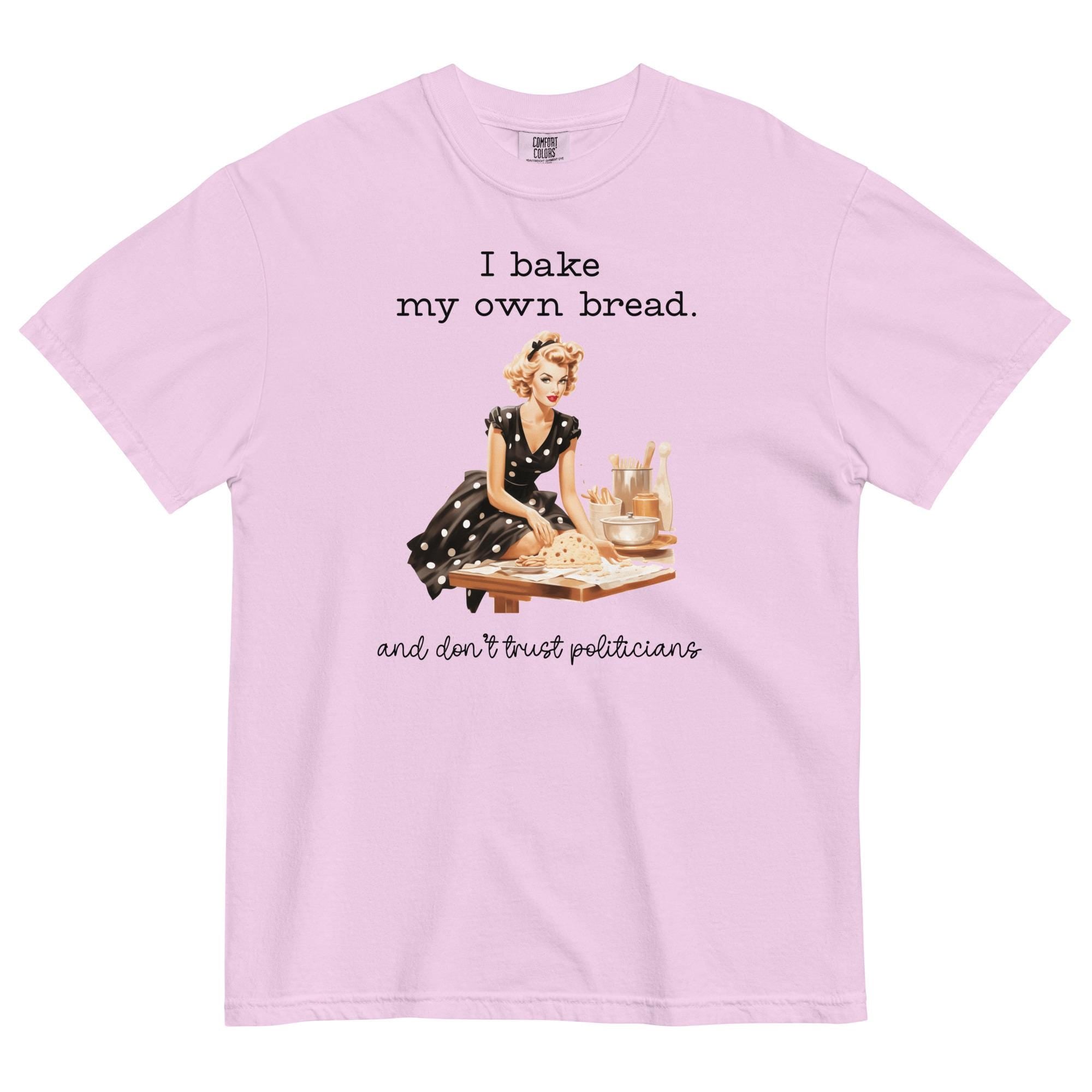 Retro housewife Comfort Colors t-shirt funny 50s woman baker sarcastic tees