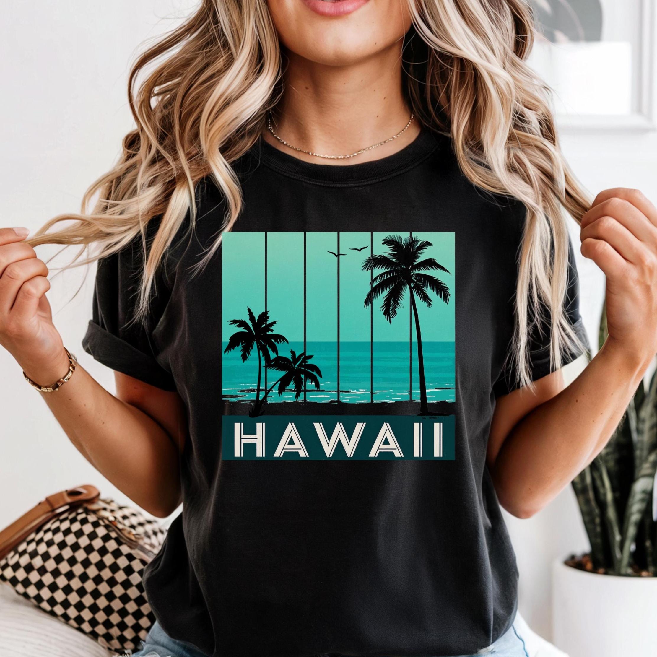 Hawaii palm trees shirt Comfort Colors ocean and palms t-shirt gift for Hawaii lover vacation tees Unisex garment-dyed t-shirt