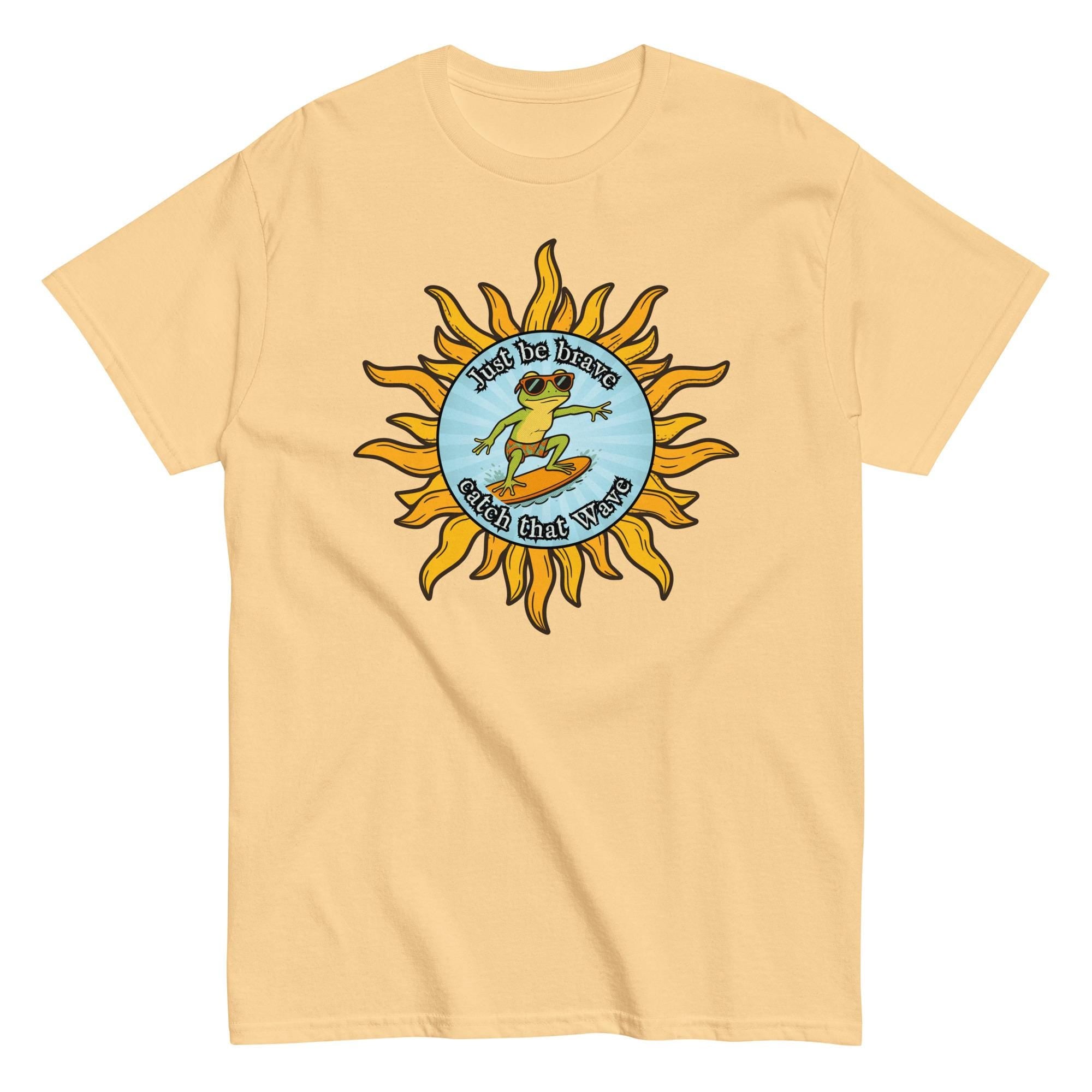 Funny gecko Surfer t-shirt Gildan gecko surfing cartoon tee Be brave t-shirt