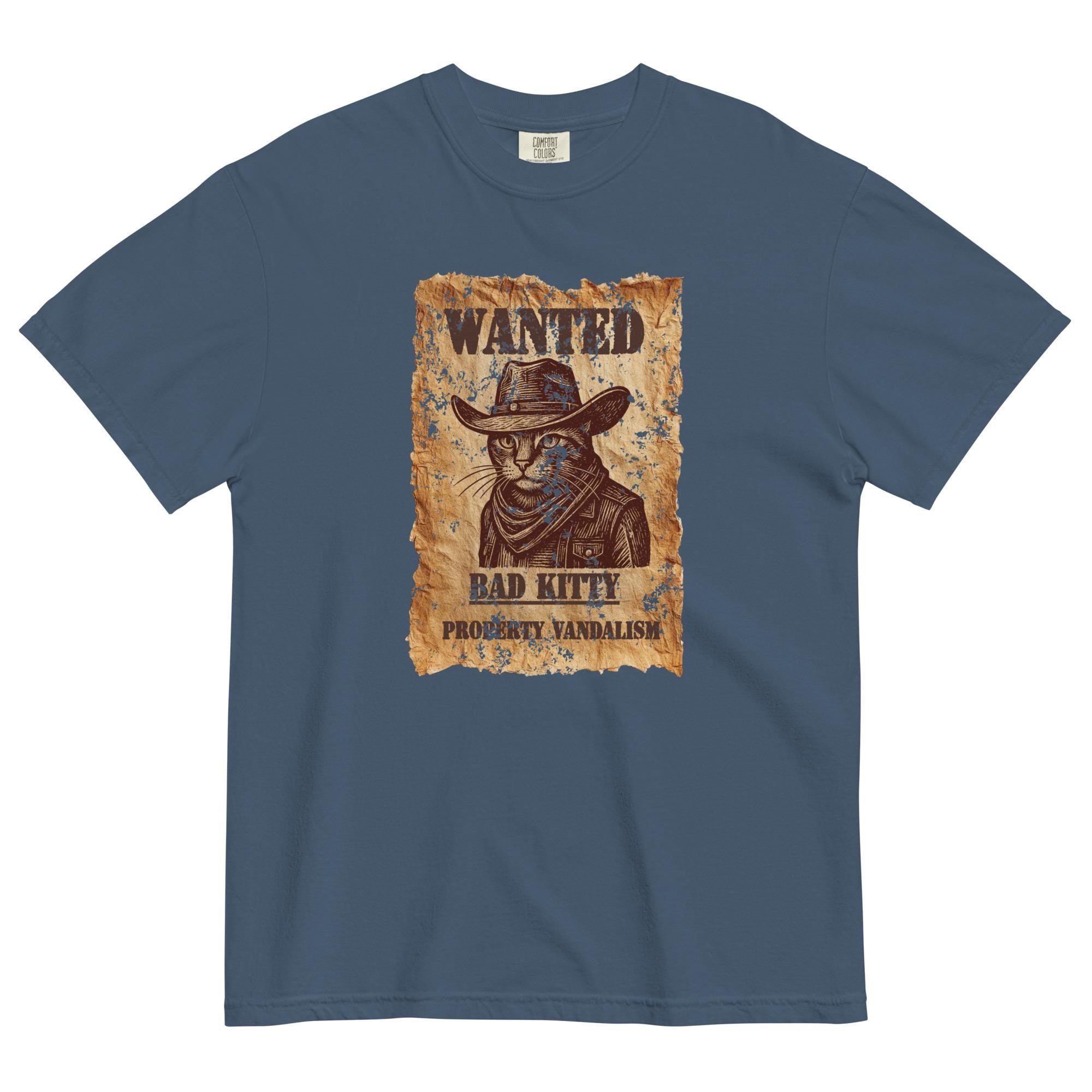 Funny Cat Wanted Poster Shirt Comfort Colors funny Bad Cat T-Shirt Unisex garment-dyed tee